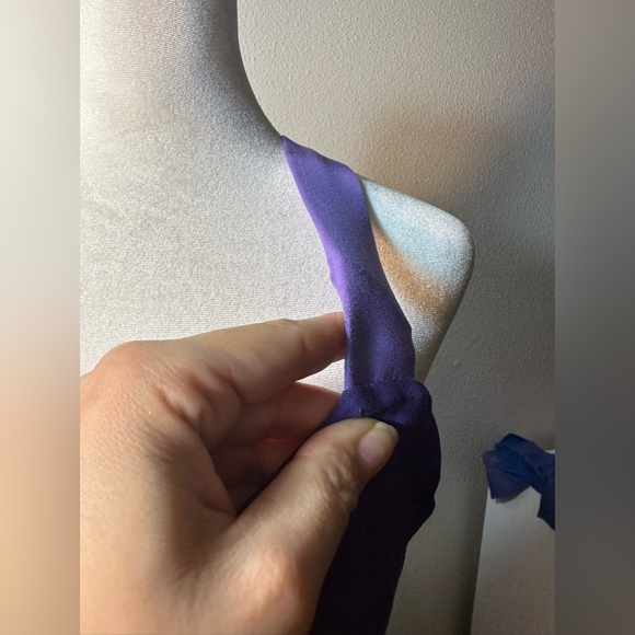 Lululemon Women Tank Top Purple Gray Sleeveless Scoop Neck
Cross Back Straps sz4 - Picture 12 of 16